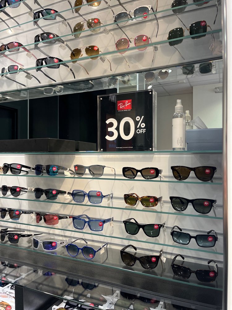 SUNGLASS HUT Updated July 2024 22 Photos & 51 Reviews 5630 Paseo