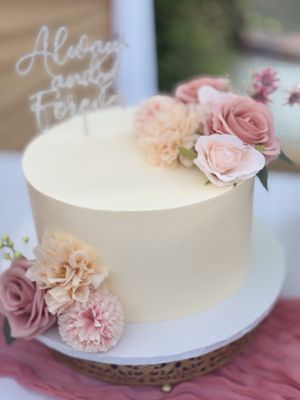 Beverly's Bakery by null