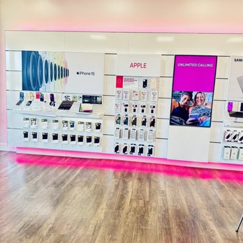 T-Mobile - Mobile Phones Near Me - San Diego, California T-Mobile - Mobile Phones Near Me - San Diego, California