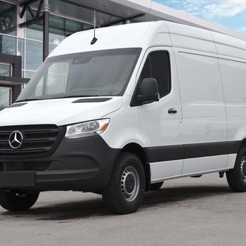 On The Move Delivery - 14ft cargo vans - Couriers & Delivery Services Near Me On The Move Delivery - 14ft cargo vans - Couriers & Delivery Services Near Me