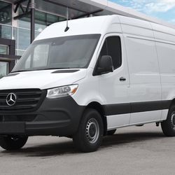 On The Move Delivery - 14ft cargo vans