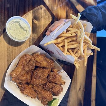 Wingz and Mi - Sandwiches Near Me - Murrieta, California