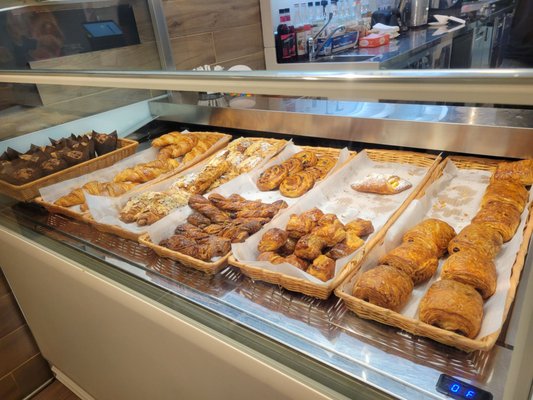 Paris Oven Bakery by null