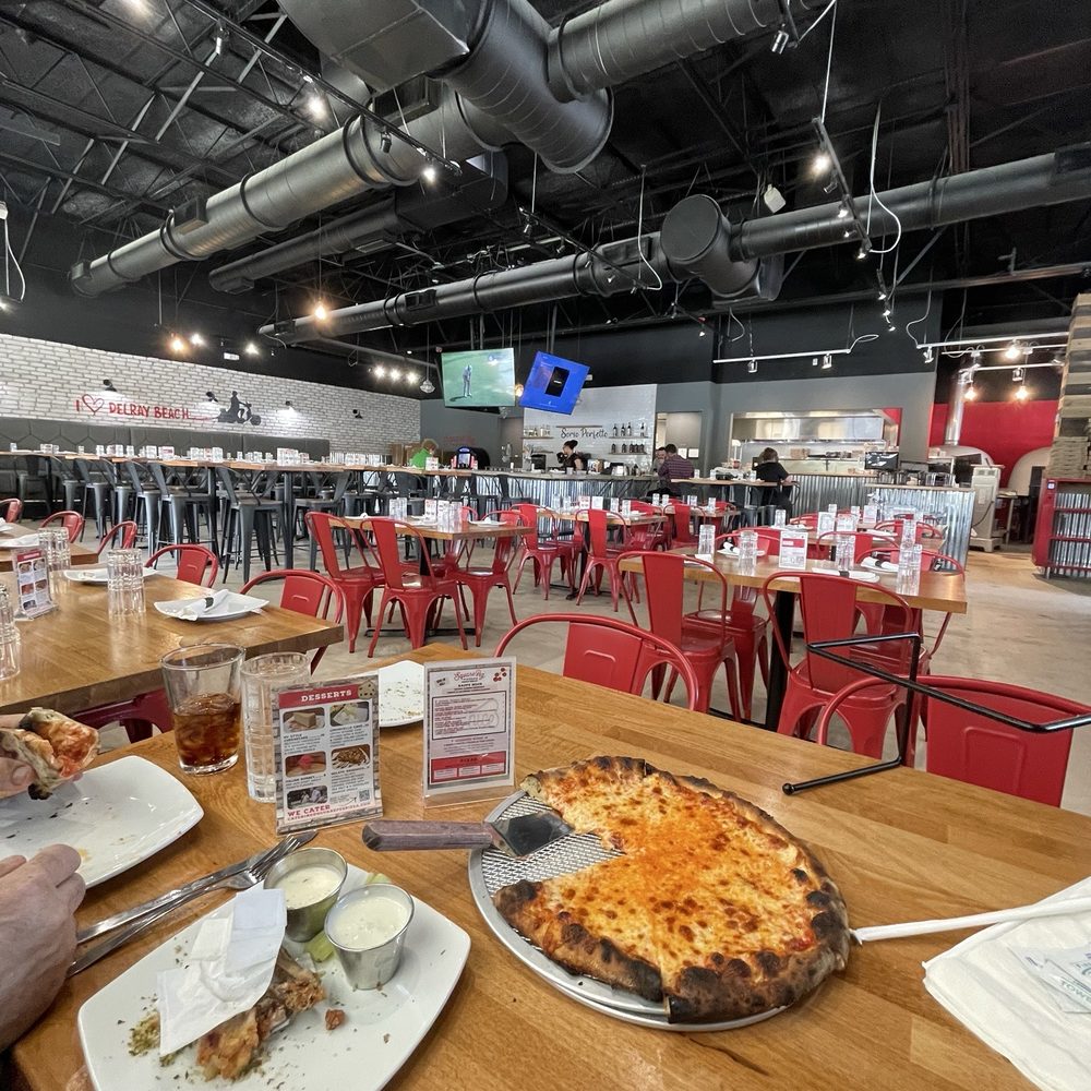 Square Peg Pizzeria - Pizza Near Me - Delray Beach, Florida