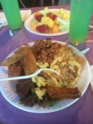 Marlos Cocktail Lounge by null