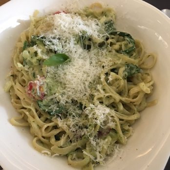 Vapiano - Pesto e spinaci - Italian Near Me - México, D.F., DIF Vapiano - Pesto e spinaci - Italian Near Me - México, D.F., DIF