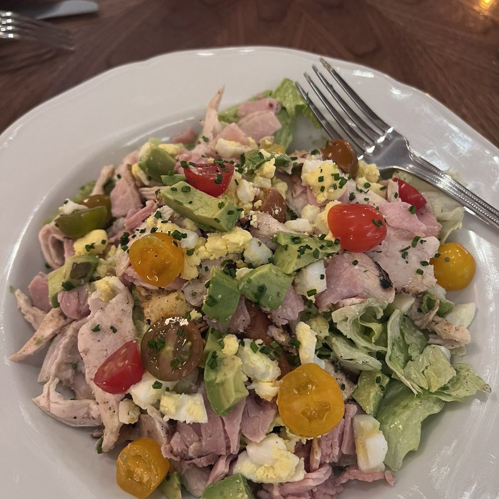 Goodwin’s - La Vista Club Salad - Cocktail Bars Near Me - Dallas, Texas Goodwin’s - La Vista Club Salad - Cocktail Bars Near Me - Dallas, Texas