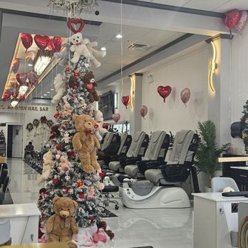 Western Nail Bar - Nail Salons Near Me - Chicago, Illinois