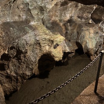 Linville Caverns - Landmarks & Historical Buildings Near Me - Marion, North Carolina