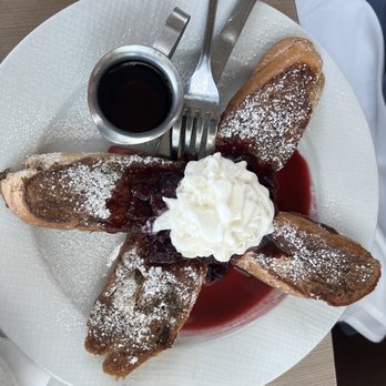 Lighthouse - Classic French Toast - Breakfast & Brunch Near Me - Newport Beach, California