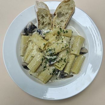 Artisan Boulanger - Truffle Cream Pasta - Breakfast & Brunch Near Me - Fort Lee, New Jersey Artisan Boulanger - Truffle Cream Pasta - Breakfast & Brunch Near Me - Fort Lee, New Jersey