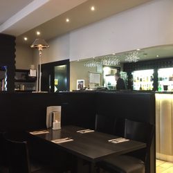 Knags Bar And Grill