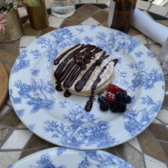 Little Hen - Chocolate chip pancakes. Yummy - Breakfast & Brunch Near Me - Miami, Florida Little Hen - Chocolate chip pancakes. Yummy - Breakfast & Brunch Near Me - Miami, Florida
