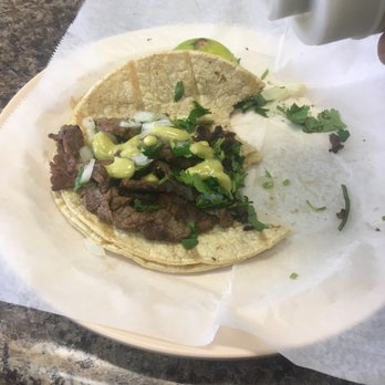 Rosaisela Tacos Y Mas - Mexican Near Me - Chicago, Illinois