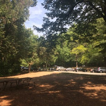 Great Falls Tavern Visitor Center - Parking lot (viewed from the picnic area) - Visitor Centers Near Me - Potomac, Maryland Great Falls Tavern Visitor Center - Parking lot (viewed from the picnic area) - Visitor Centers Near Me - Potomac, Maryland