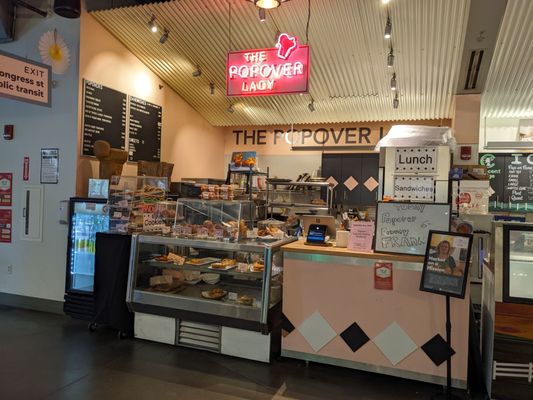 The Popover Lady by null