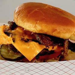 Scooby's Hot Dogs - Gyros cheese burger