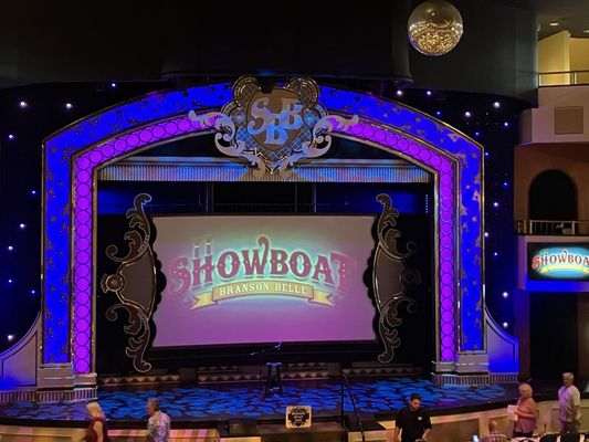 Showboat Branson Belle by null