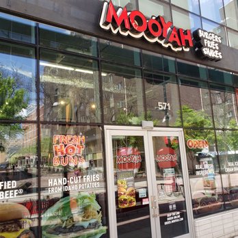 MOOYAH - Burgers Near Me - Madison, Wisconsin