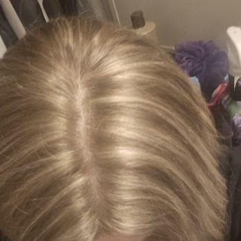 Avanti Salon & Spa - Horrible striped highlights - Hair Salons Near Me - Clarkston, Michigan Avanti Salon & Spa - Horrible striped highlights - Hair Salons Near Me - Clarkston, Michigan