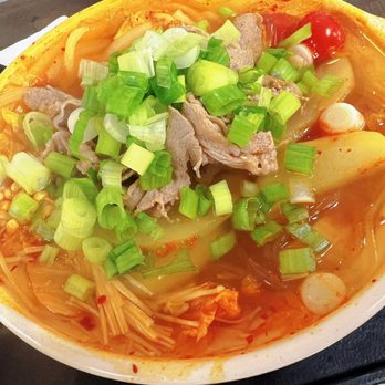 Solo Hot Pot - Kimchi Beef Pot - Asian Fusion Near Me - Diamond Bar, California