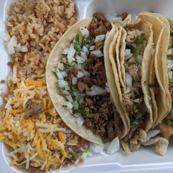 Tacos Samich - 3 taco combo
