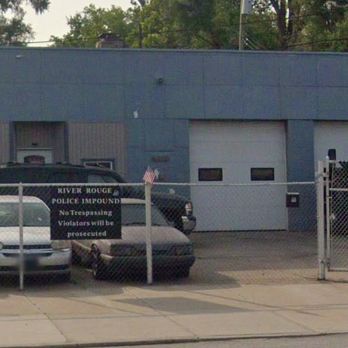 1. Fast Time Towing & Auto Repair
