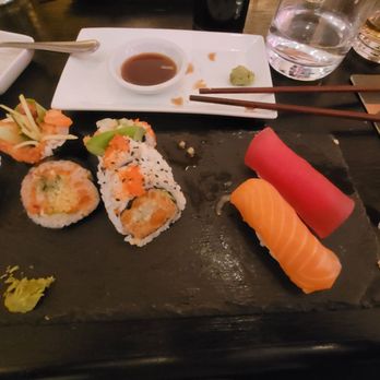 Saint Sushi Westmount - Sushi Bars Near Me - Westmount, Quebec