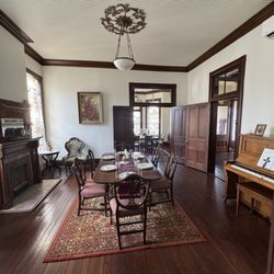 The Moshiem Mansion
