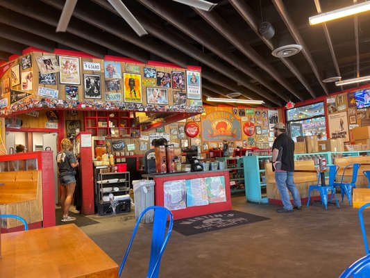 Martin's Bar-B-Que Joint by null