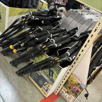 Tractor Supply - Inventory - Pet Stores Near Me - Bakersfield, California