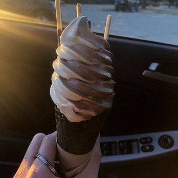 Sugar Pine Creamery - Ice Cream & Frozen Yogurt Near Me - Plano, Texas Sugar Pine Creamery - Ice Cream & Frozen Yogurt Near Me - Plano, Texas