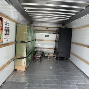 Vizor Logistics - For this move, we carefully handled a 100-inch TV and a very large safe to ensure there was no damage to the items or property. - Movers Near Me - Dacula, Georgia Vizor Logistics - For this move, we carefully handled a 100-inch TV and a very large safe to ensure there was no damage to the items or property. - Movers Near Me - Dacula, Georgia
