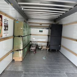 Vizor Logistics - For this move, we carefully handled a 100-inch TV and a very large safe to ensure there was no damage to the items or property.