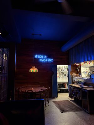 Settle Down Tavern by null