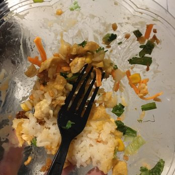 Pokémoto - Found a piece of metal in my food.  If it didn't poke and cut my lips i would have swallowed. - Poke Near Me - Fairfield, Connecticut