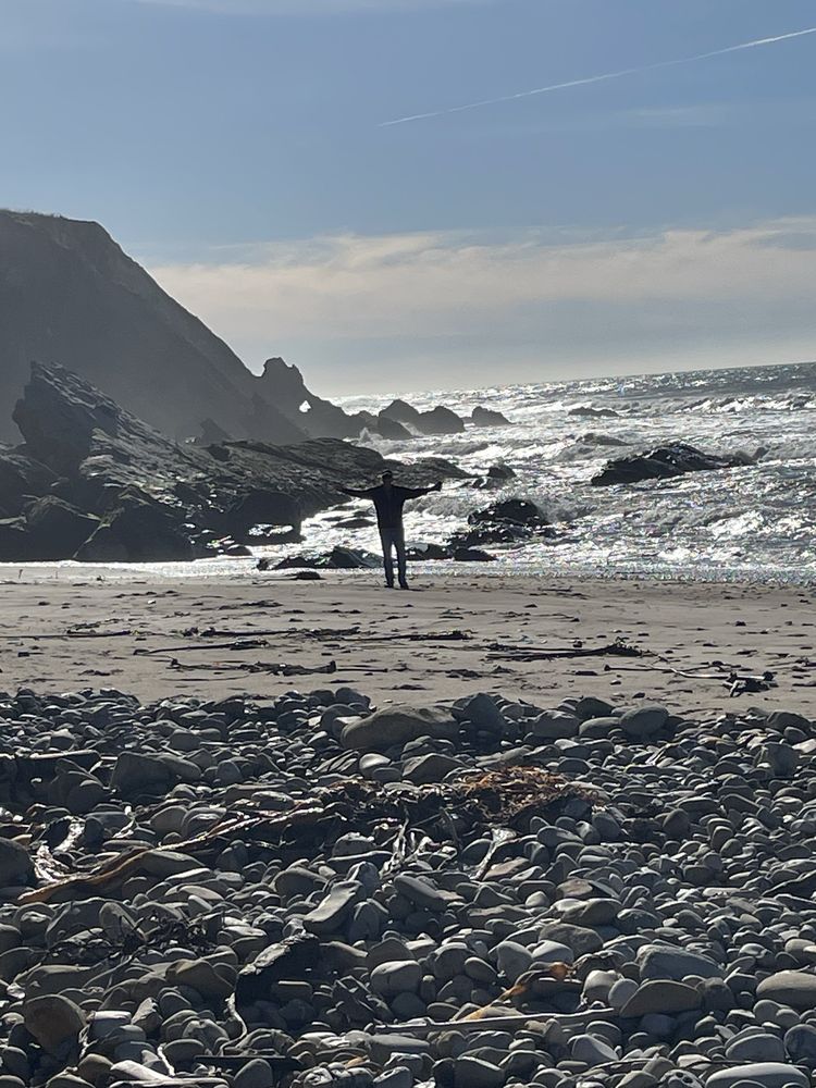 Bowling Ball Beach Logo
