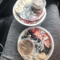Delicious acai bowls w/ almond butter on the side =) Delicious acai bowls w/ almond butter on the side =)