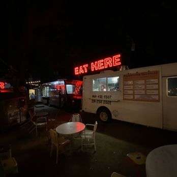 Truck Yard - Food trucks - Food Stands Near Me - Dallas, Texas Truck Yard - Food trucks - Food Stands Near Me - Dallas, Texas