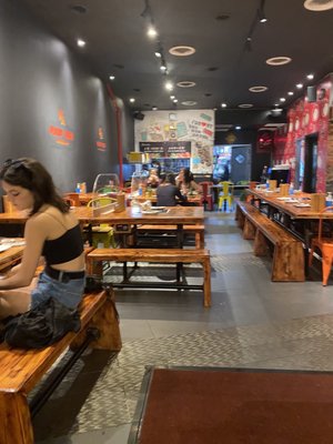 Funny BBQ 98 聚点串吧 by null