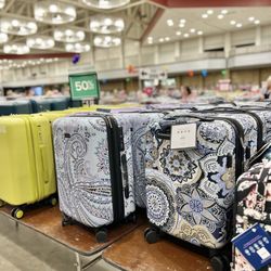Vera Bradley Outlet Sale - Luggage