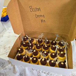 Cupcakes 101 - Boston Creme pie