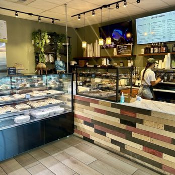 Pau Bakery - Bakeries Near Me - Lahaina, Hawaii Pau Bakery - Bakeries Near Me - Lahaina, Hawaii