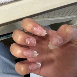 Kylies Nails and Spa - Dip Nail Manicure!