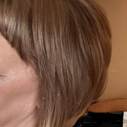 La Roux Salon & Spa