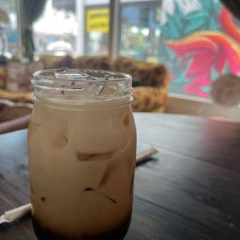 The Modern Rose - Lavender iced latte - Coffee & Tea Near Me - Fort Lauderdale, Florida The Modern Rose - Lavender iced latte - Coffee & Tea Near Me - Fort Lauderdale, Florida