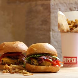 Upper - Ceci est un Upper Burger !