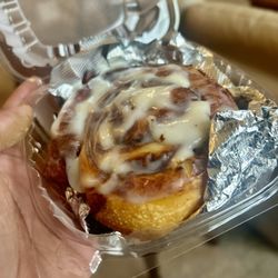 Classic NY Bagel - Cinnamon roll
