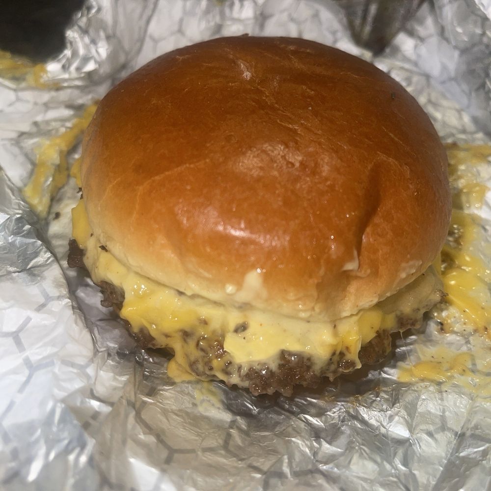 Craft Burger 18 - Single Classic Craft Burger - Burgers Near Me - Chicago, Illinois