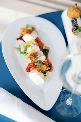 The Wild Artichoke by null